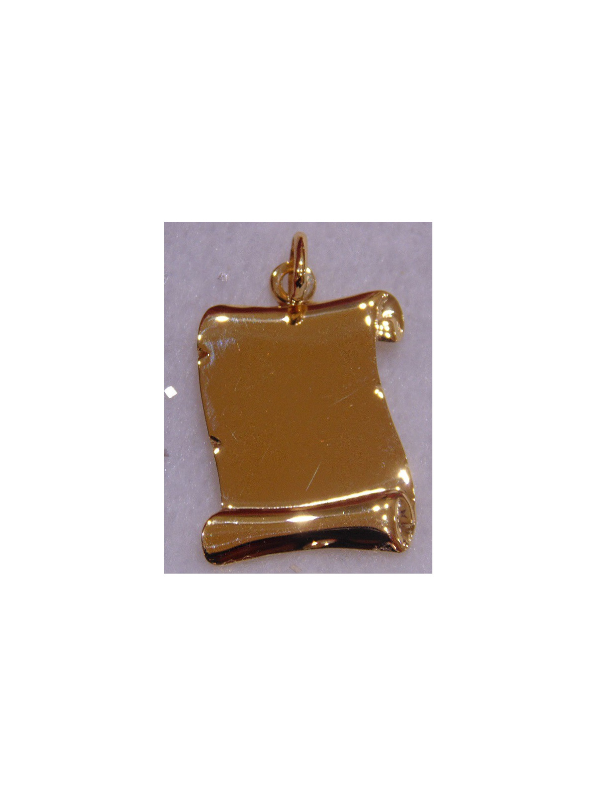 Pendentif parchemin