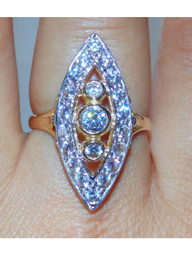 Bague Marquise Oxydes de Zirconium Or 18 Carats