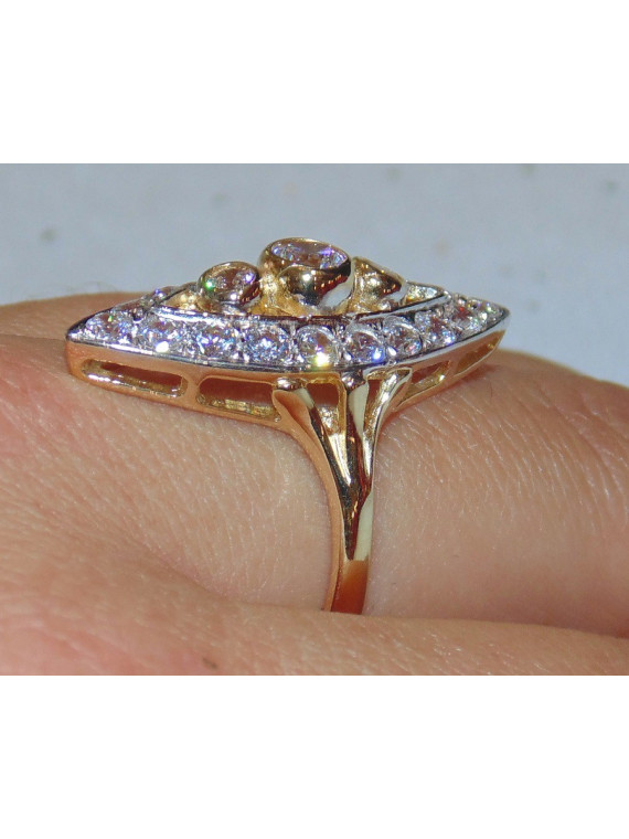 Bague Marquise Oxydes de Zirconium Or 18 Carats