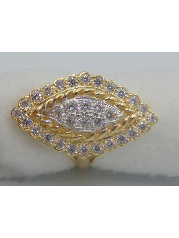 Bague Marquise Oxydes de Zirconium Or 18 Carats 