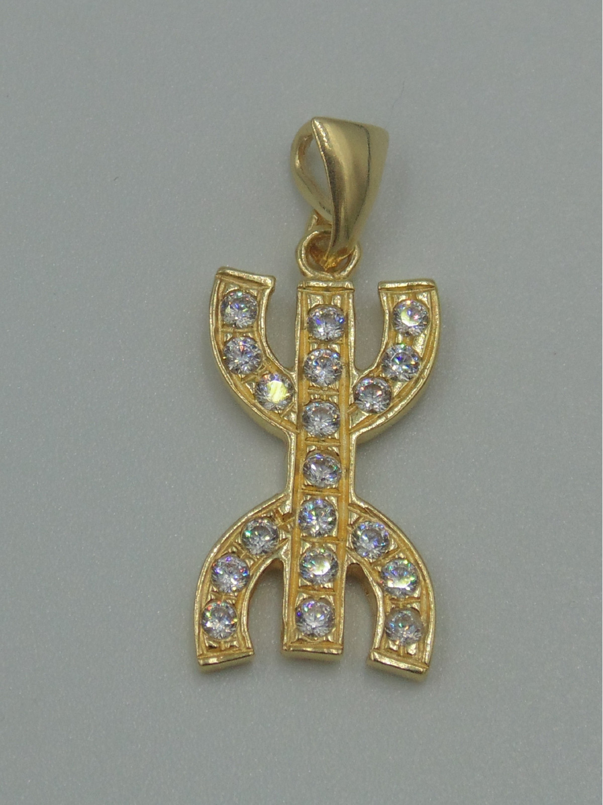 Pendentif Kabyle Oxydes de Zirconium Or 18 Carats