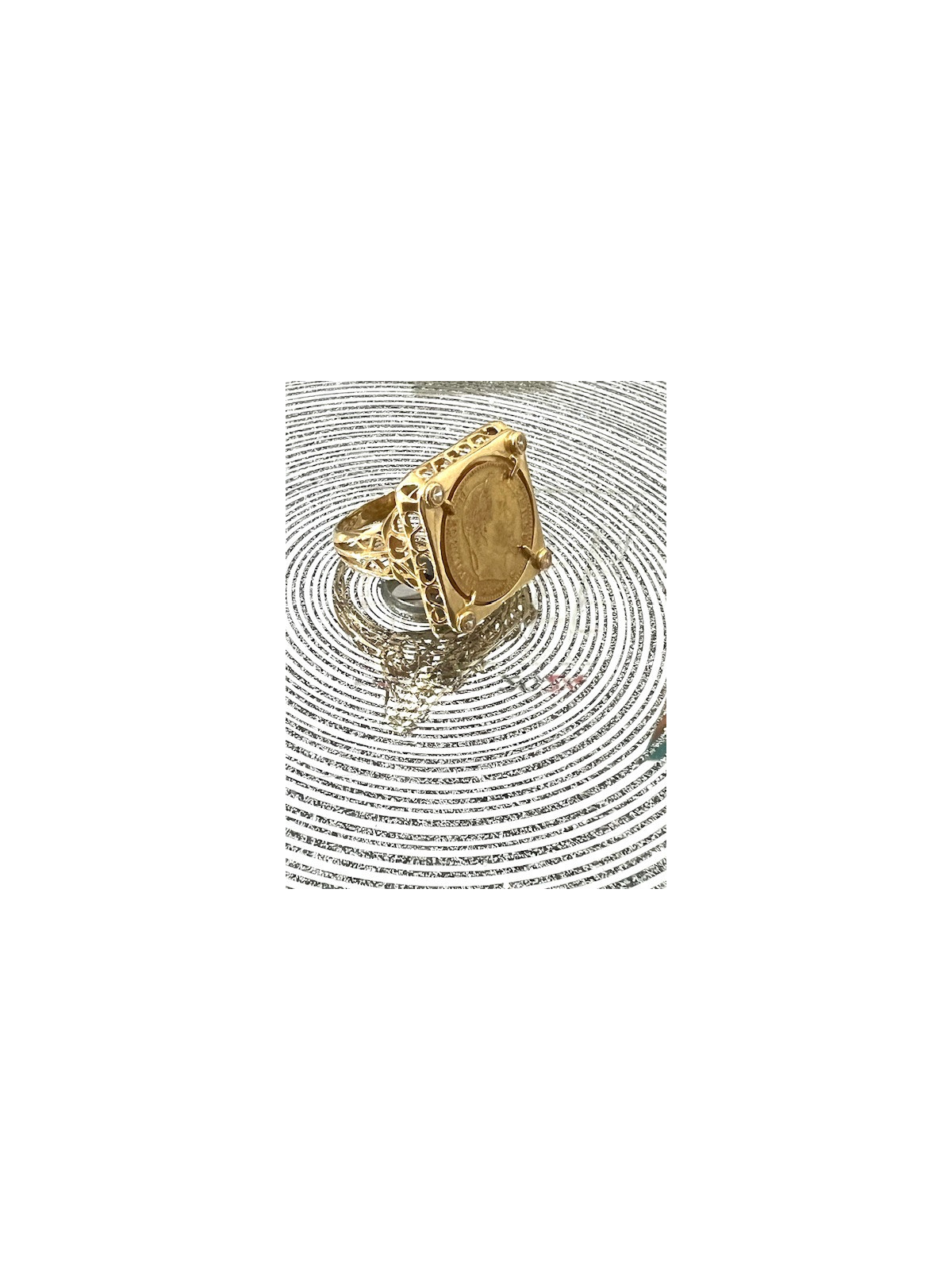 Bague porte pièce carré Filigranne